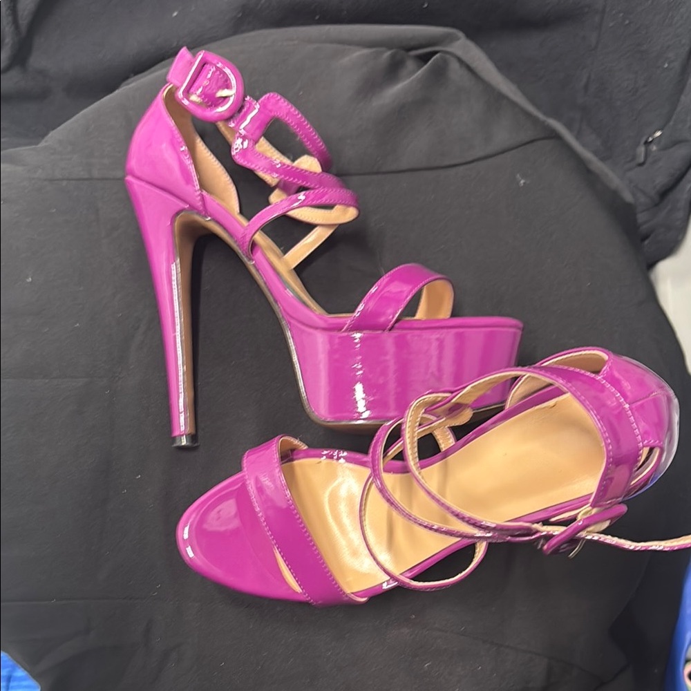 Elegant Fuchsia Strappy Heels